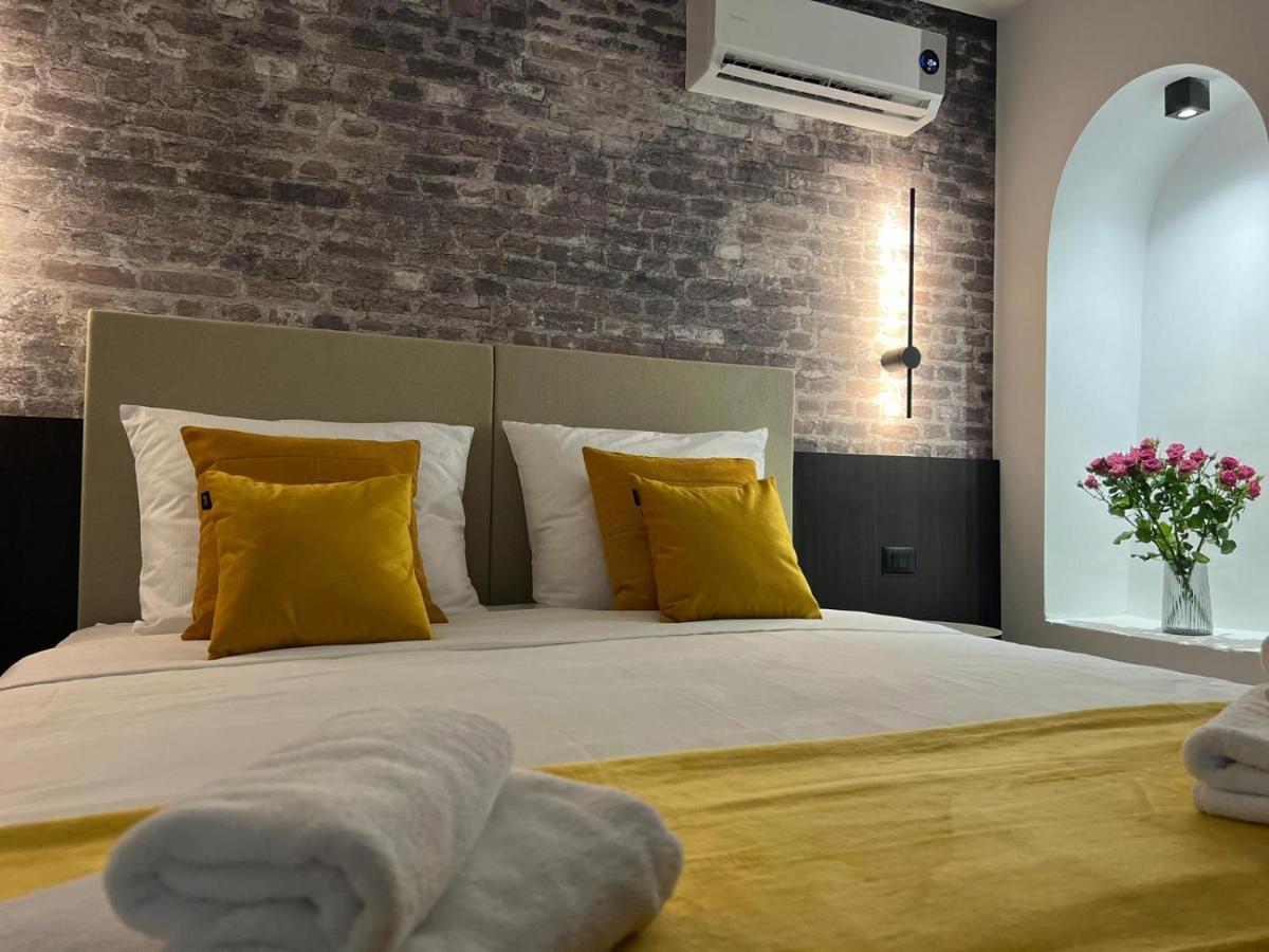 PUY Arena Prestige Rooms מראה חיצוני תמונה