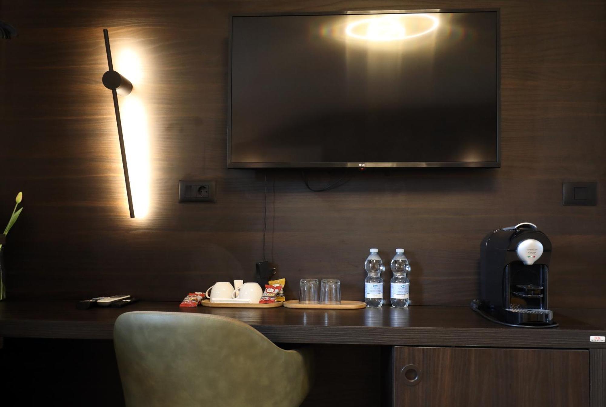 PUY Arena Prestige Rooms מראה חיצוני תמונה
