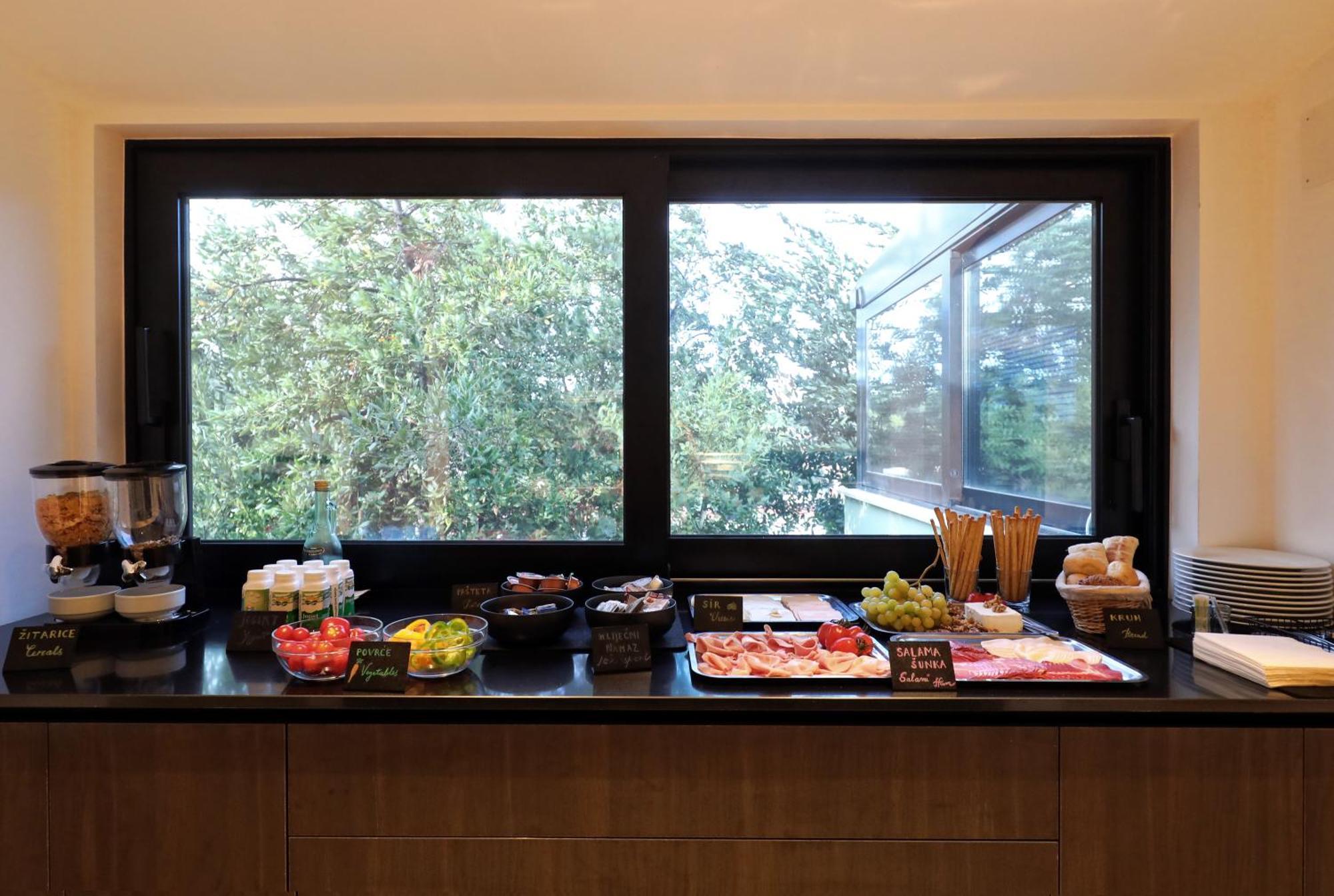 PUY Arena Prestige Rooms מראה חיצוני תמונה