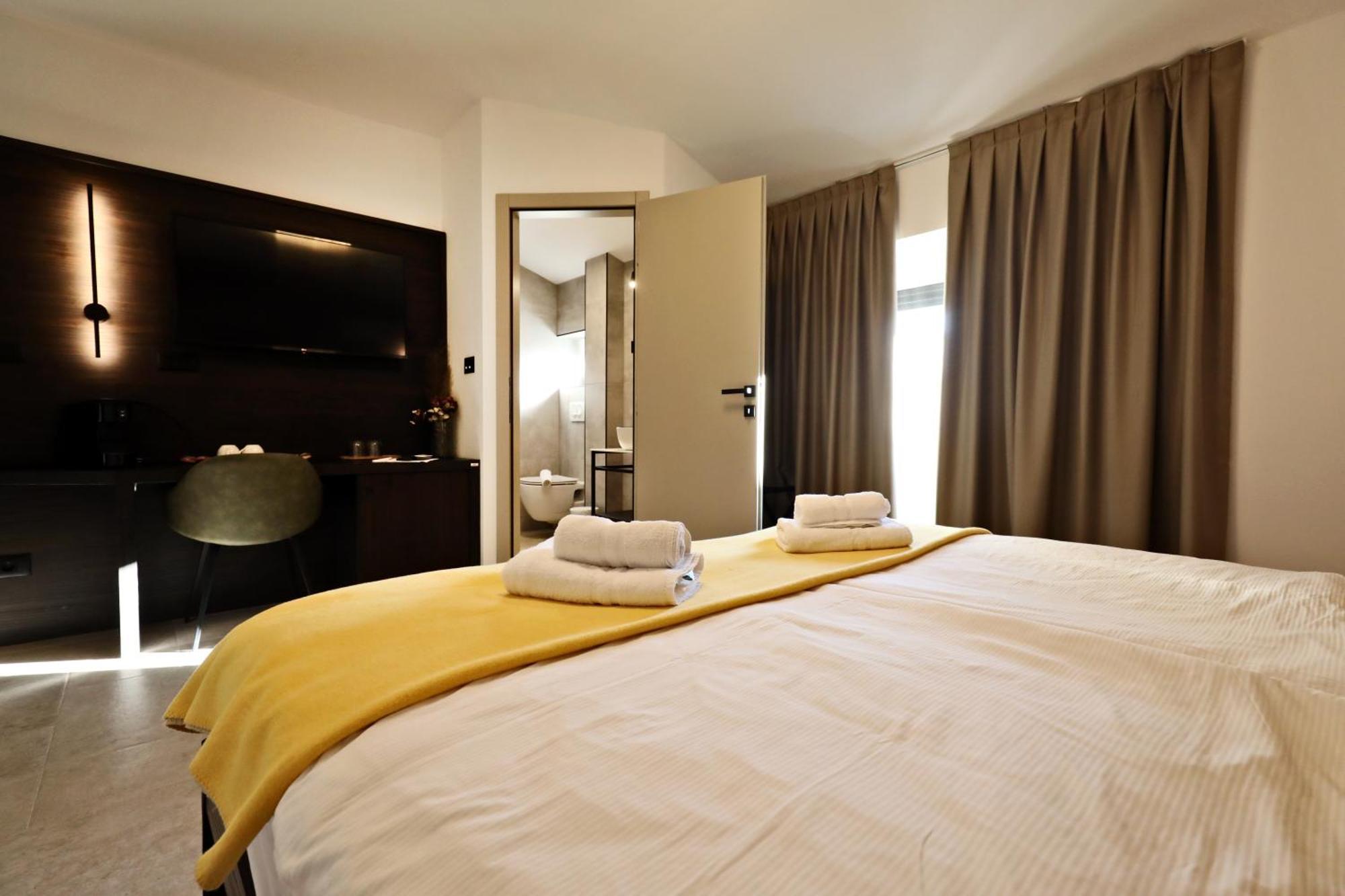 PUY Arena Prestige Rooms מראה חיצוני תמונה