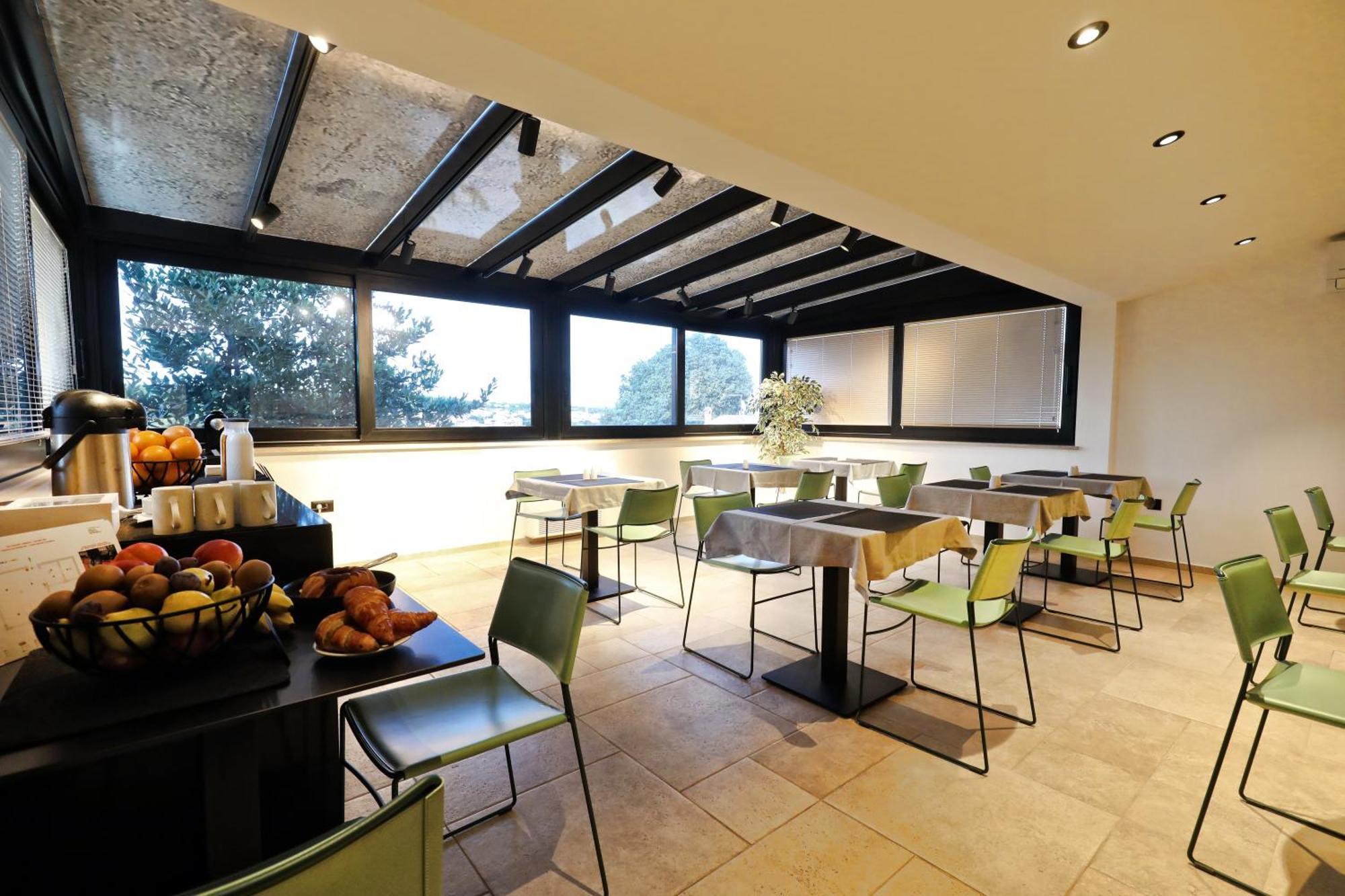 PUY Arena Prestige Rooms מראה חיצוני תמונה